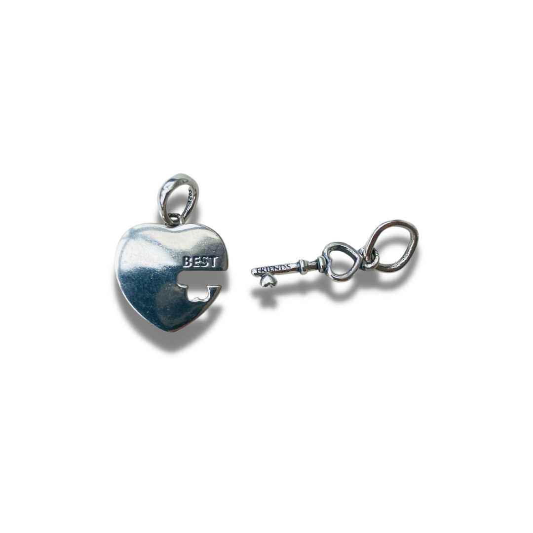 HOLDIE Petit Amulet Best Friend
