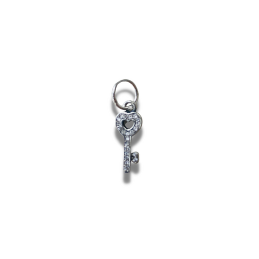 HOLDIE Petit Amulet Love Key